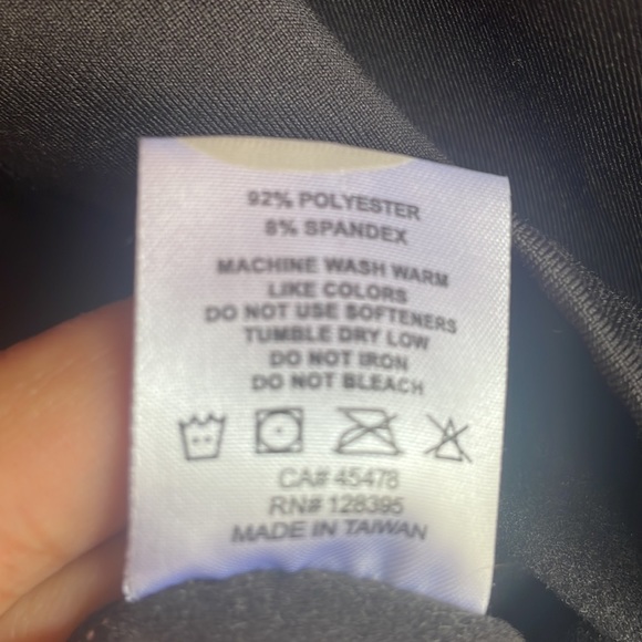 🖤FIRSTSTAR Women’s Black compression shirt - Picture 7 of 7